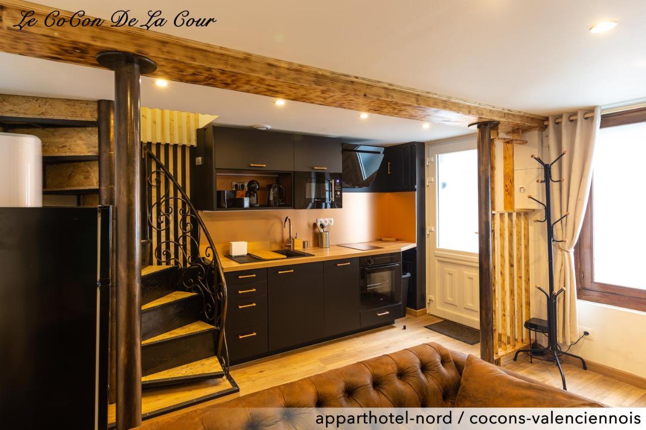 Le Cocon De La Cour Apartment Валенсиен Екстериор снимка