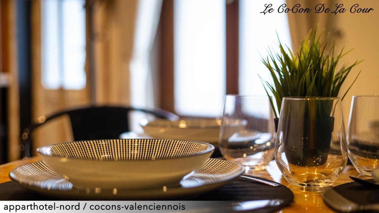 Le Cocon De La Cour Apartment Валенсиен Екстериор снимка