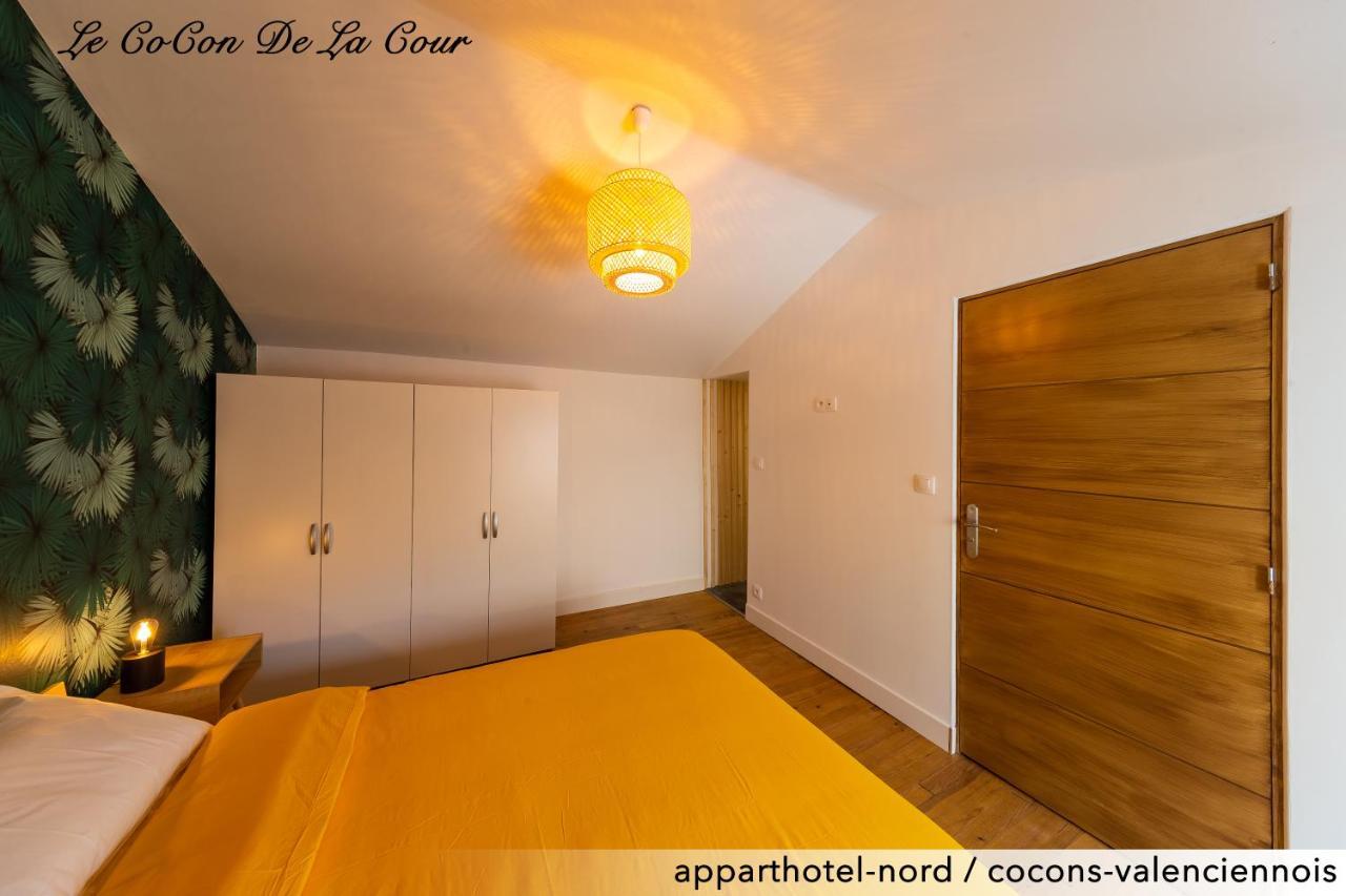 Le Cocon De La Cour Apartment Валенсиен Екстериор снимка